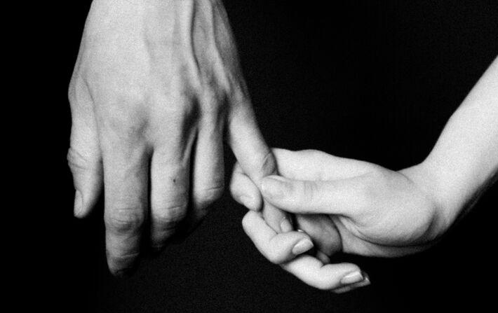 Penser l’“attachement”, cette belle notion au cœur du nouveau livre de Boris Cyrulnik Penser l’“attachement”, cette belle notion au cœur du nouveau livre de Boris Cyrulnik