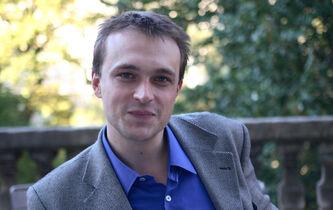 Alexis Lavis : “La population veut être soignée et en même temps le refuse”